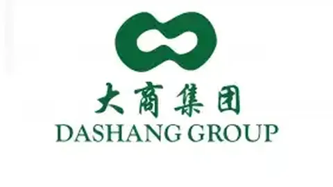 刘国梁颁发奖项给孙颖莎，深情拥抱获掌声